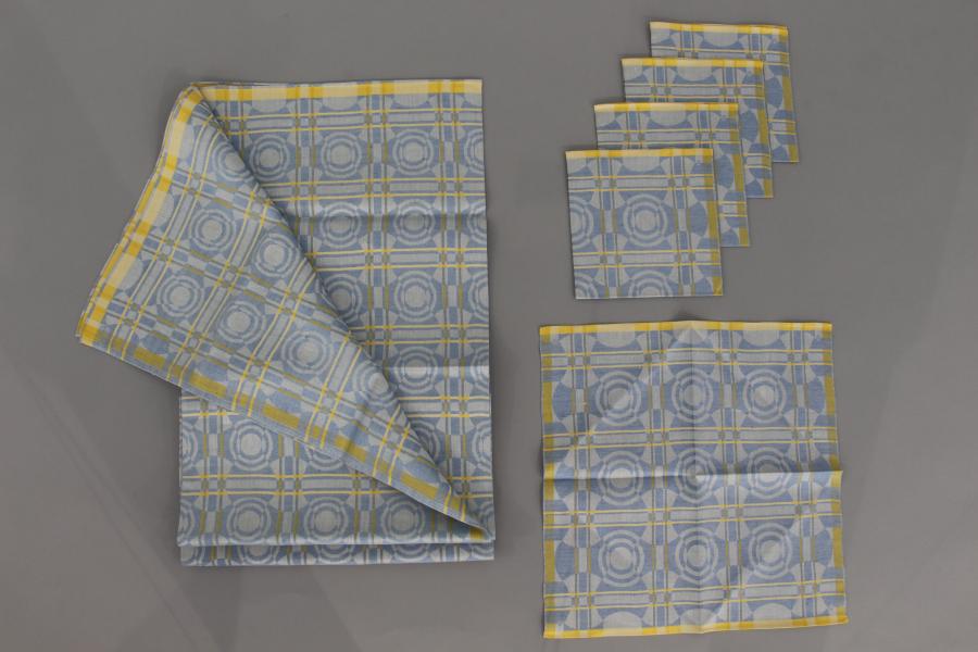 table cloth
