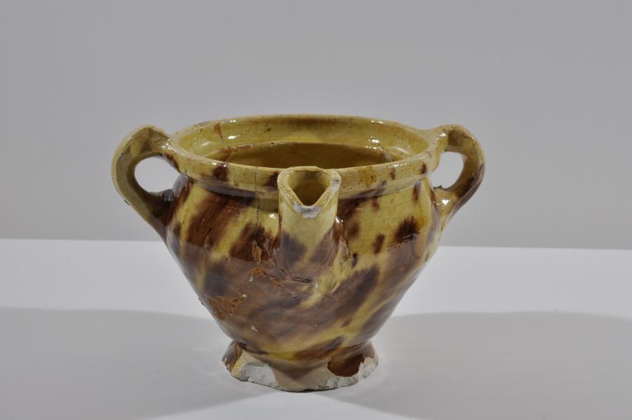 spouted jar