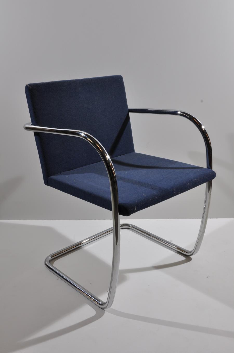 Brno chair