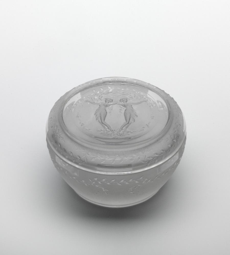lidded box