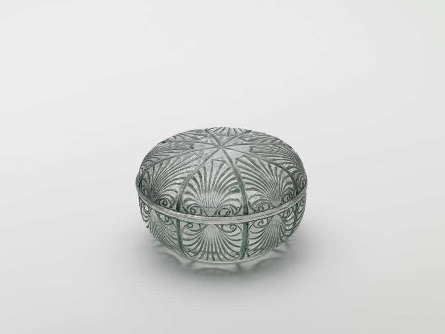 lidded box