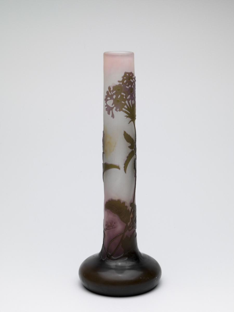 vase