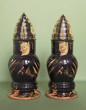 lidded-vase