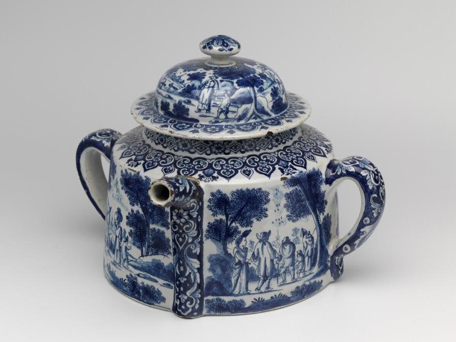 spouted jar