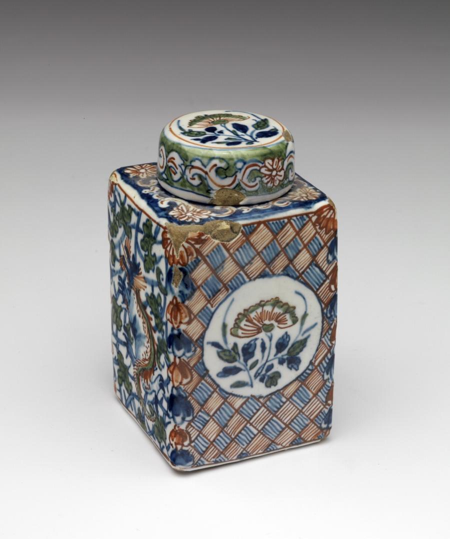 tea caddy