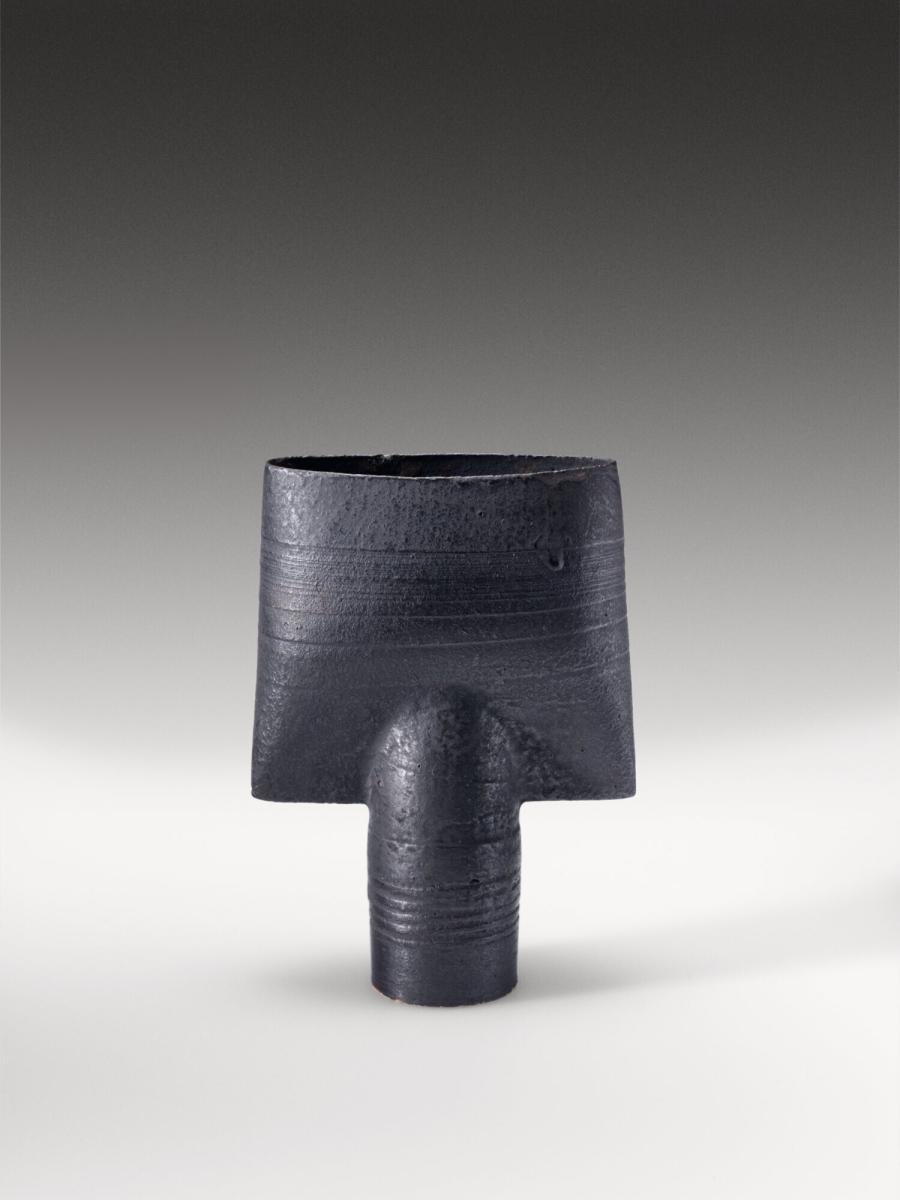 Small black spade