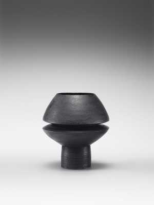 indented-sphere-on-foot