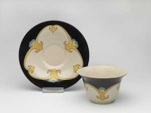 cup-and-saucer
