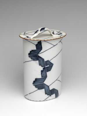 covered-jar