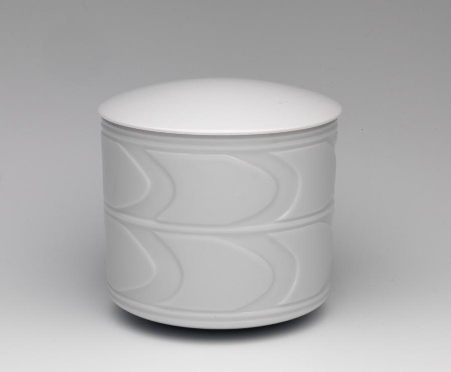 covered jar