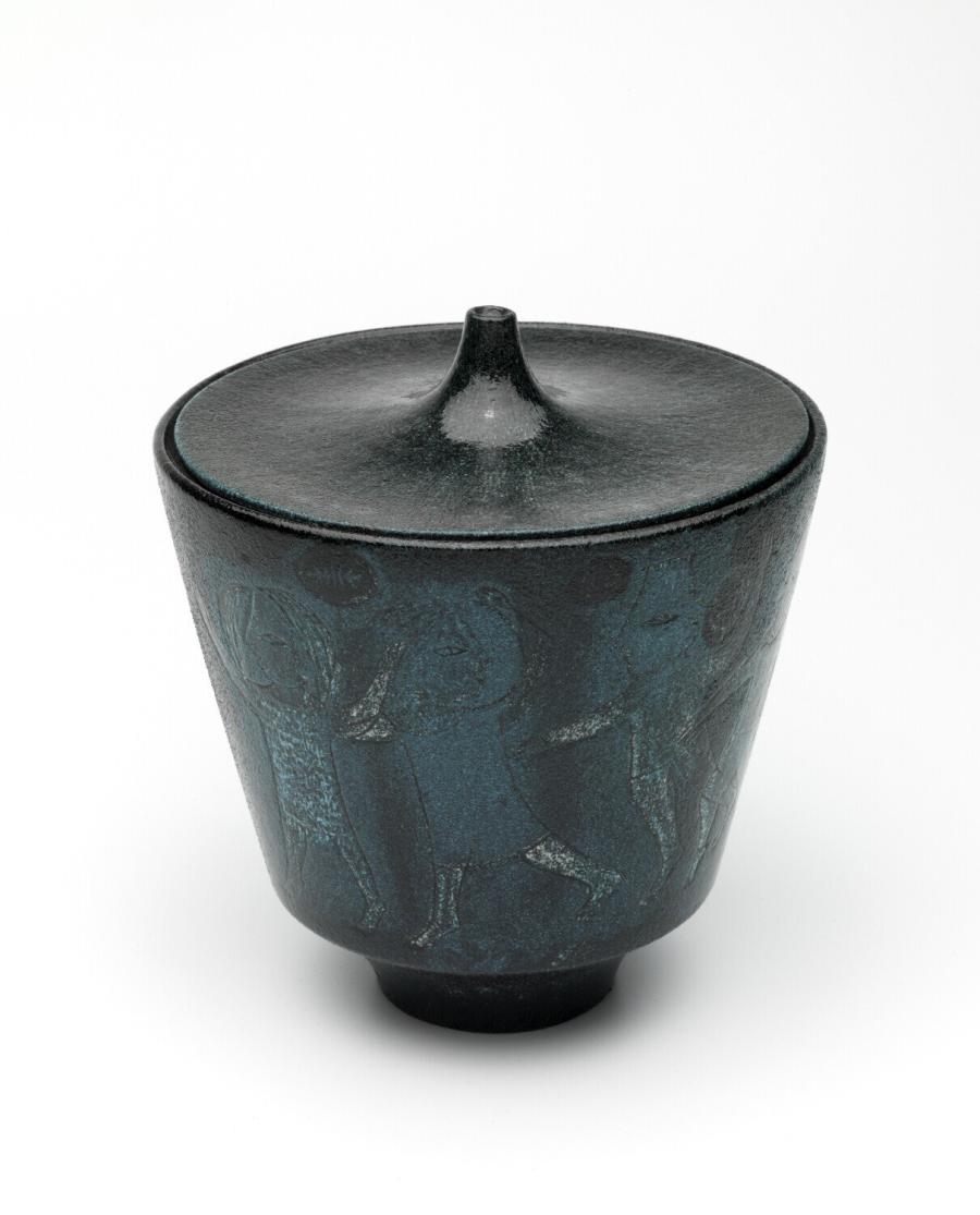 covered jar