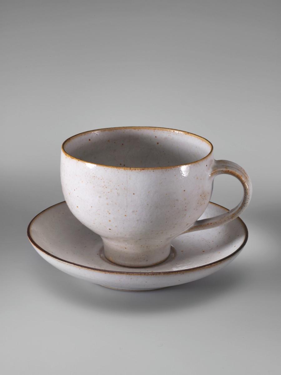 cup and saucer