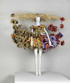 look-18-van-gogh-girls-haute-couture-collection