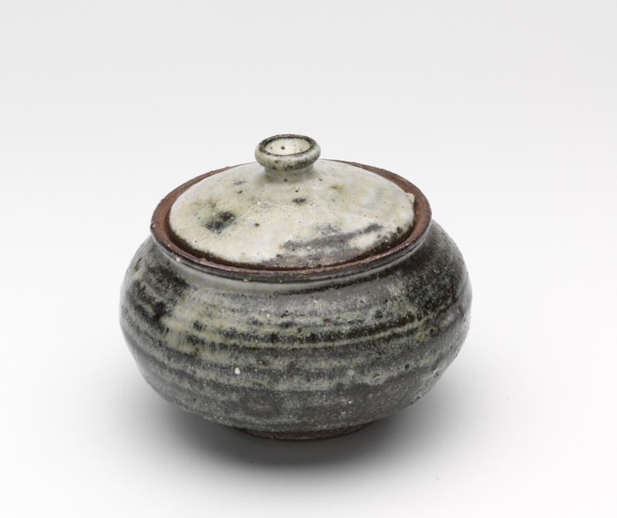 covered jar