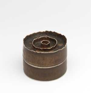 lidded-box