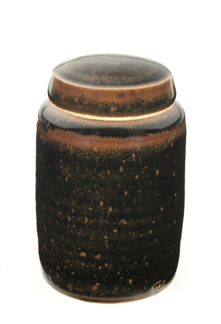 covered jar