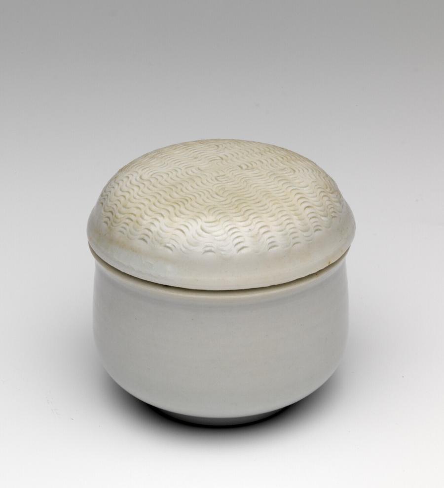 covered jar
