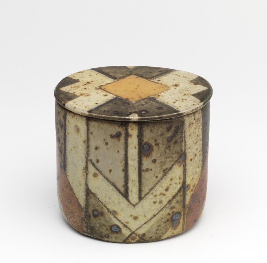 covered jar