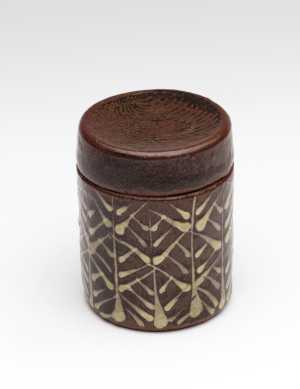 covered-jar