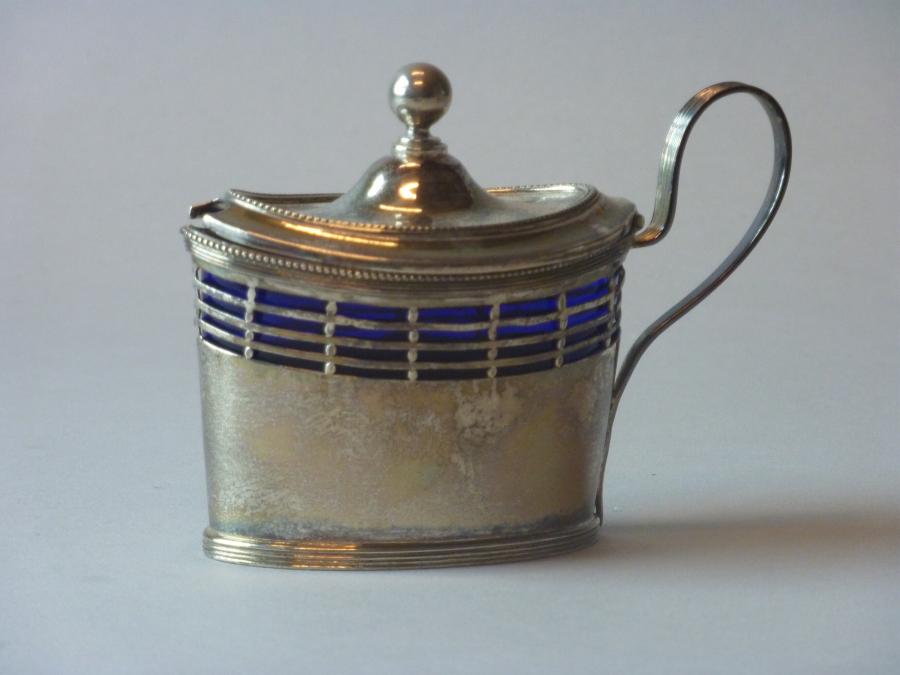 mustard pot