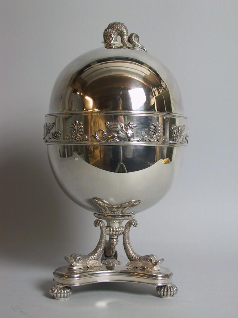 chestnut vase