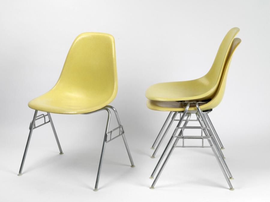 Eames Stacking Chair (model DSS)