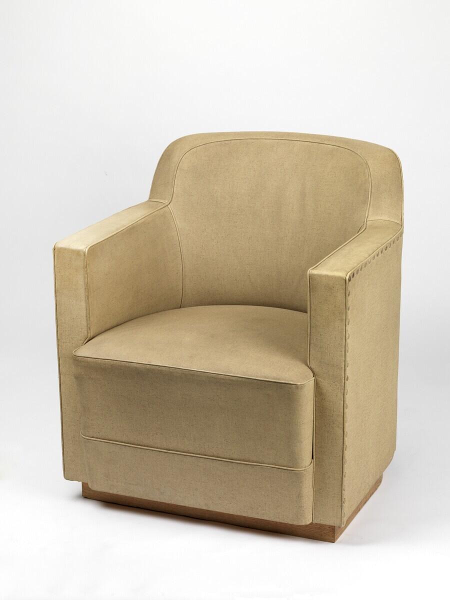 arm chair