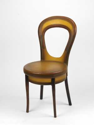 thonet-chair-cast-in-rubber