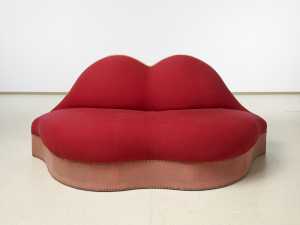 mae-west-lips-sofa
