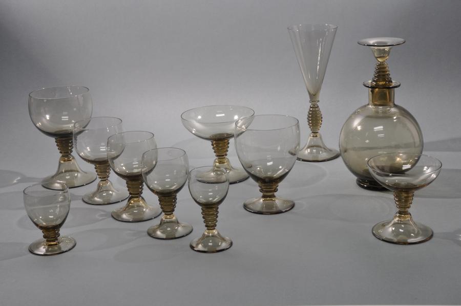 drinkware
