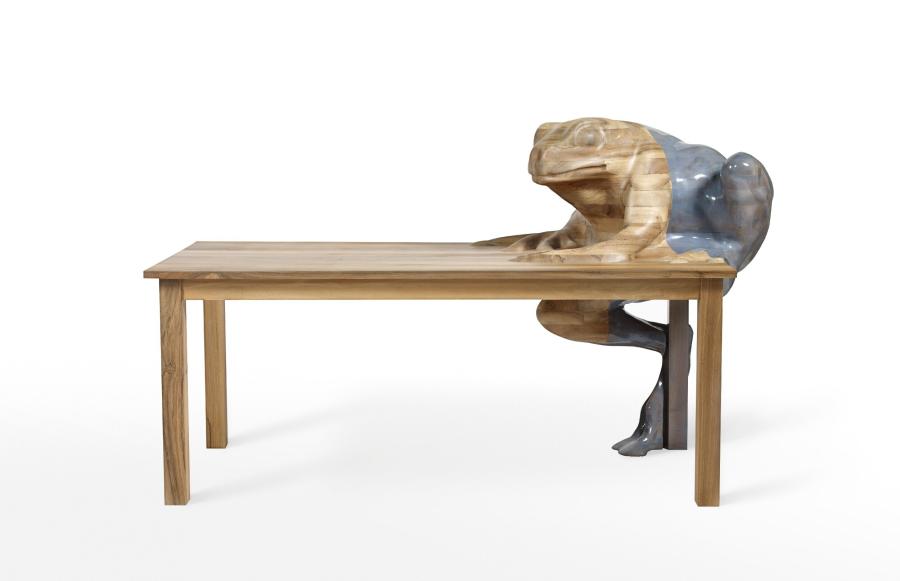 Frog Table