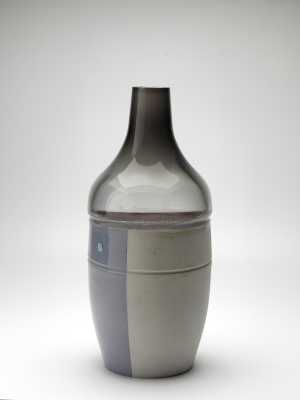 groove-bottle
