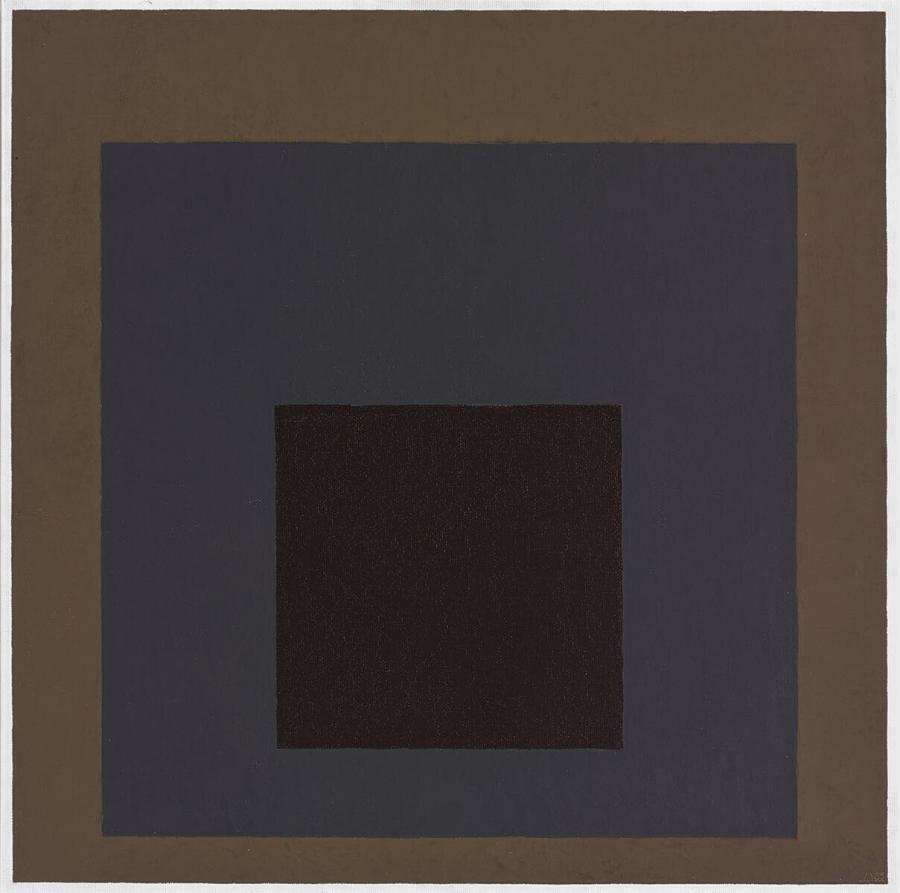 Homage to the square: deep voice (Ode aan het vierkant: lage stem)