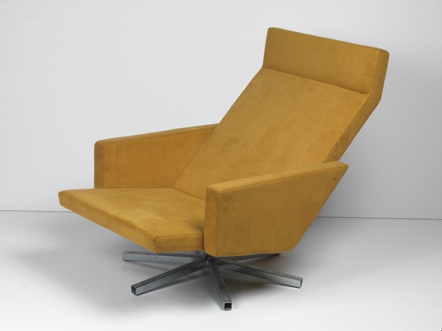 arm chair