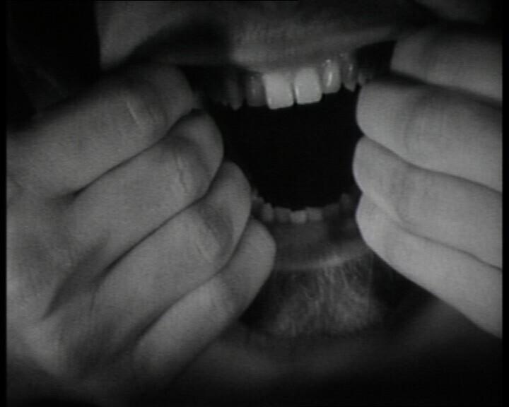 Pulling Mouth (Mond trekken)