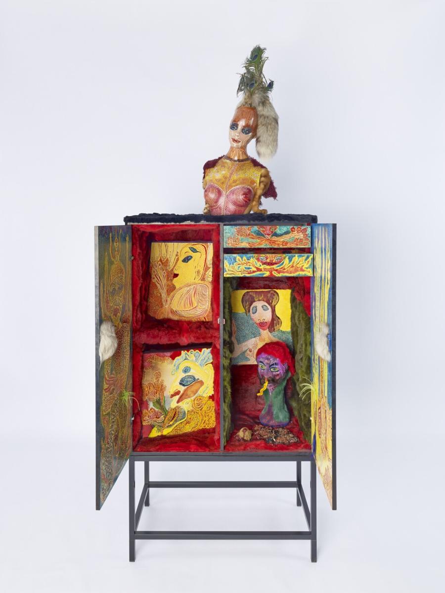 The Pandora-Box with Head (De doos van Pandora met hoofd)