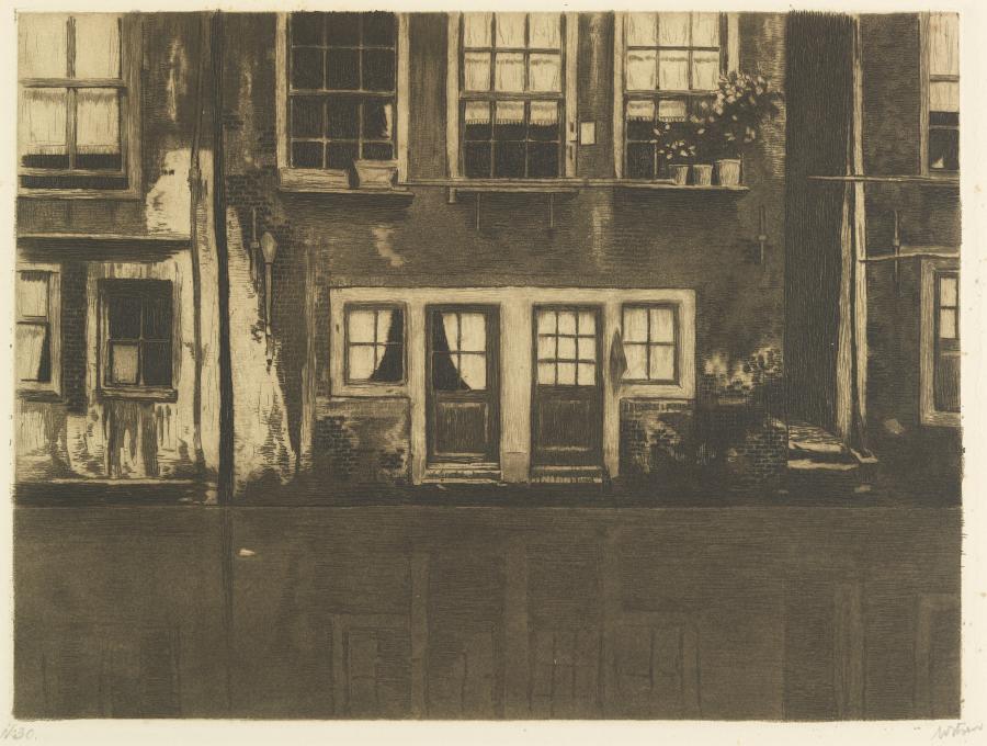 Oudezijds Achterburgwal, Two Doors in the Middle, Amsterdam