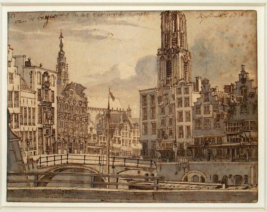De Oudegracht te Utrecht bij de Stadhuisbrug met de Domtoren en de stadhuistoren