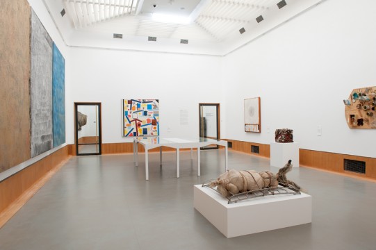 Exhibition overview 'Renilde Hammacher' Photo: Lotte Stekelenburg