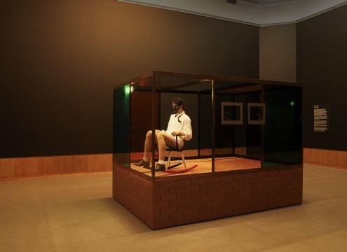 Andro Wekua, Wait to Wait (2006). Collectie Museum Boijmans Van Beuningen, Rotterdam. Bruikleen Han Nefkens H+F Mecanaat / Fotografie: Bob Goedewaagen