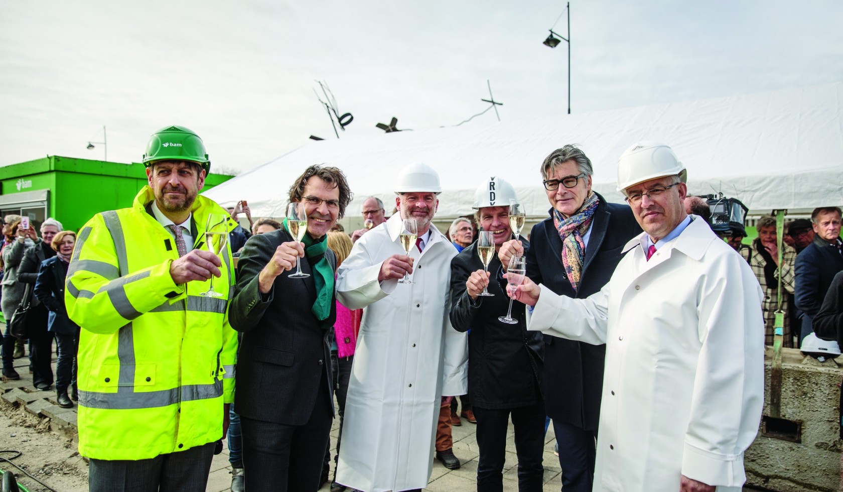 Hans Polderman, Sjarel Ex, Ronald Schneider, Winy Maas, Adriaan Visser, burgemeester Ahmed Aboutaleb.